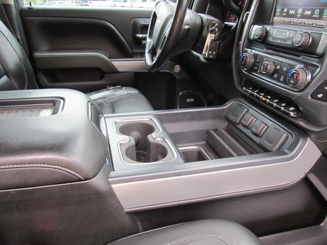 2016 Chevrolet Silverado 2500HD LTZ - Photo 20