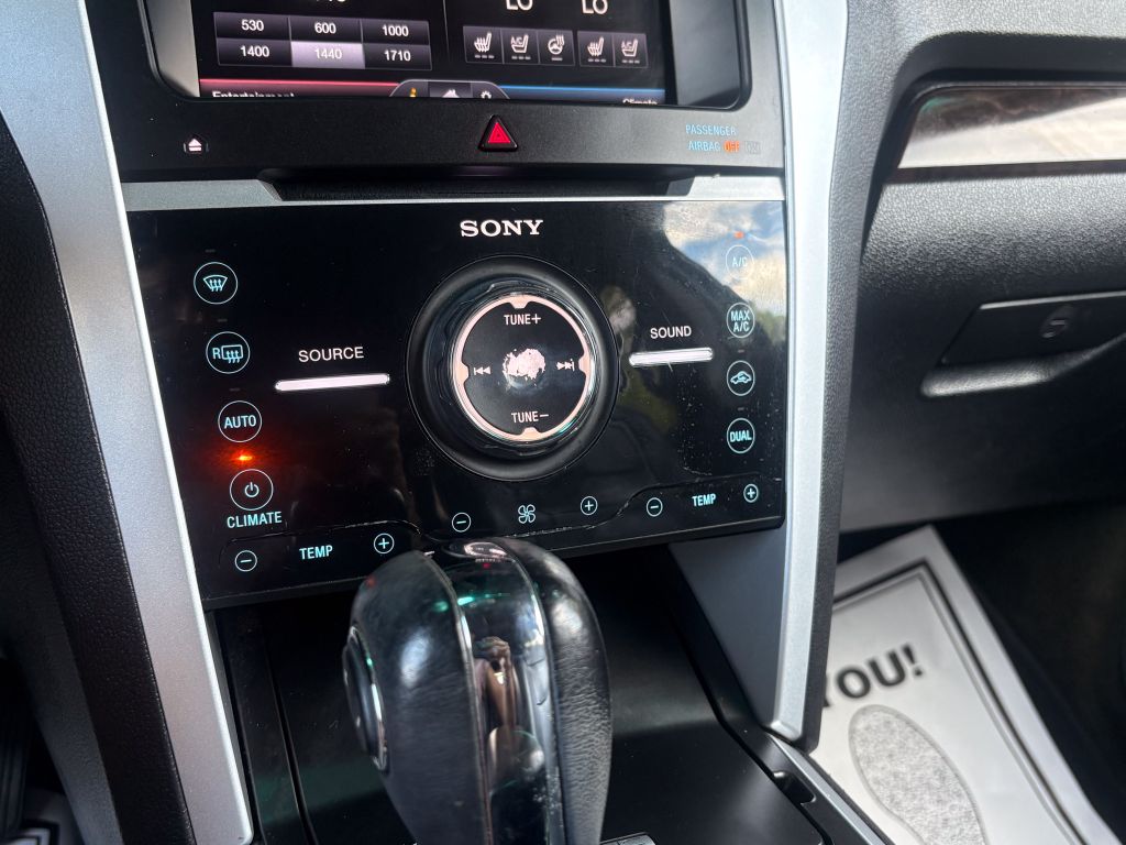 2013 Ford Explorer Limited - Photo 9