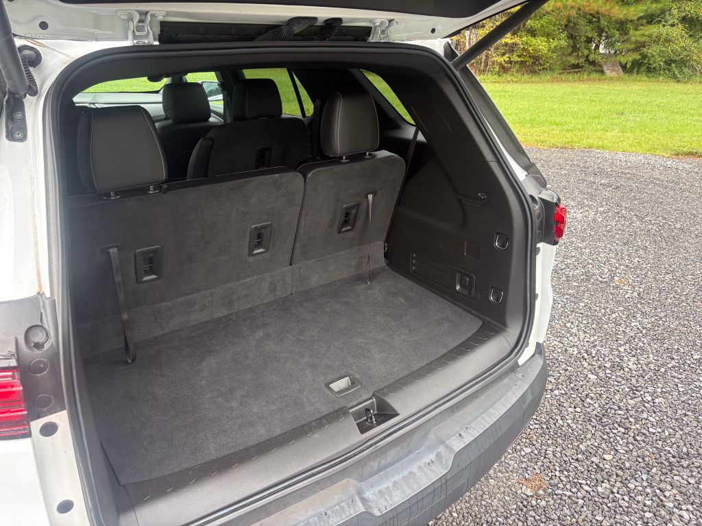 2023 Chevrolet Traverse 3LT - Photo 30